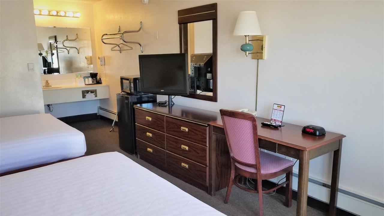 Motel 8 Laramie Buitenkant foto